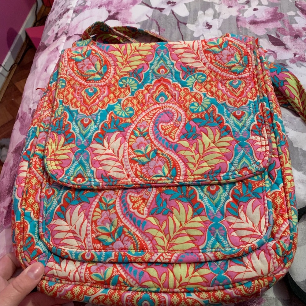 Vera Bradley paisley bag